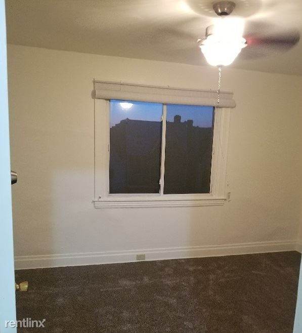 South Oakland Spacious Updated Townhome