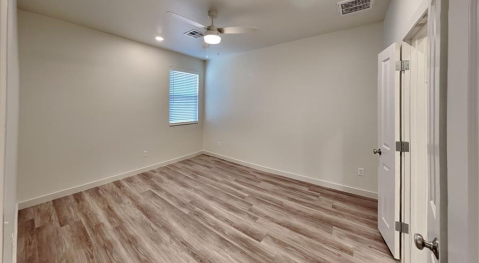 *MOVE IN SPECIAL: 2nd FULL Month's Rent FREE, Call today to claim this offer!* Luxury NEW 3 Bedroom 2 Bathroom Duplex with 2 Car Garage in Bethany, Ok 