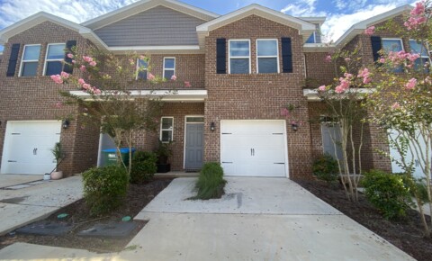Houses Near FSCC 3 BED/2.5 BATH TOWNHOME AVAILABLE IN QUAIL HOLLOW! for Faulkner State Community College Students in Bay Minette, AL