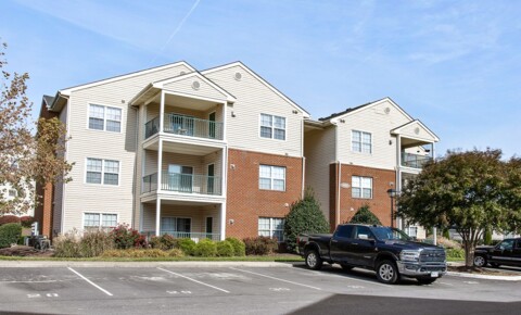Apartments Near Glen Allen 2 Bed / 2 Bath Spacious Apartment AVAILABLE NOW! MOVE IN SPECIAL: 50% OFF FIRST MONTH'S RENT! for Glen Allen Students in Glen Allen, VA