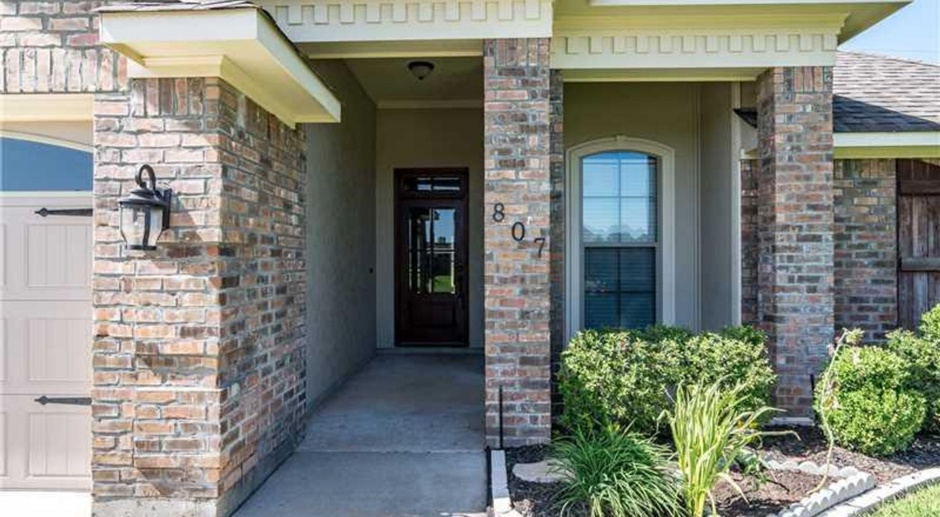 Gated Community close to Barksdale Air Force Base... W/Community Pool 