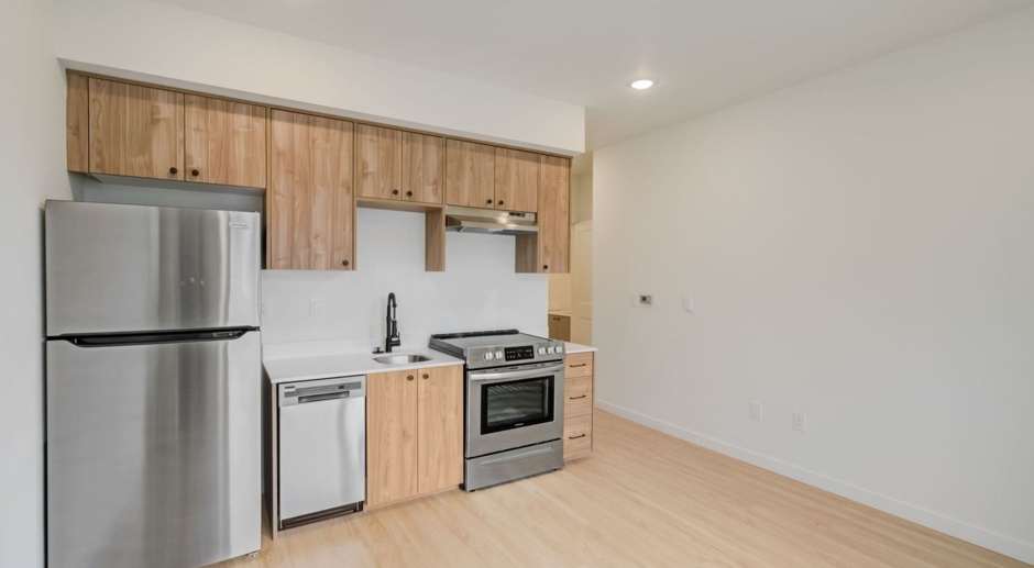 Move-in Special! Brand New 1 Bd/1 Bath W&D & A/C In-Unit | Rose City Park Neighborhood