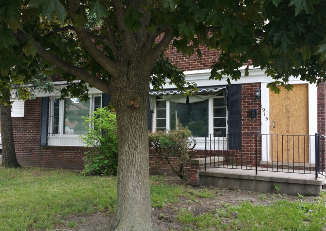 Houses Near 3 bedroom brick with 1.5 bath Detroit west side***Reduced Move-in Special Rent $1,499****