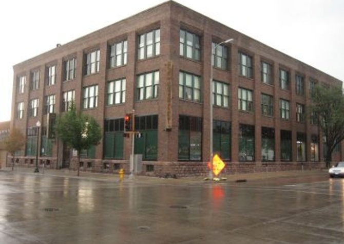 Apartments Near Stunning Lofts in the Heart of Downtown Sioux Falls!
