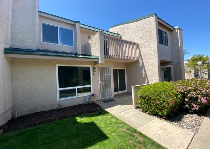 Houses Near Spacious Two Story Condo Available Now in Vista! (2 Bed, 1.5 Bath)