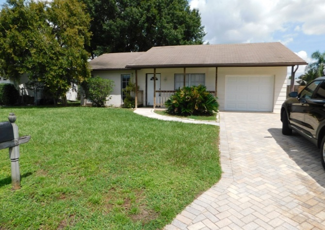 Houses Near Beautiful and Cozy 2/1 in New Port Richey