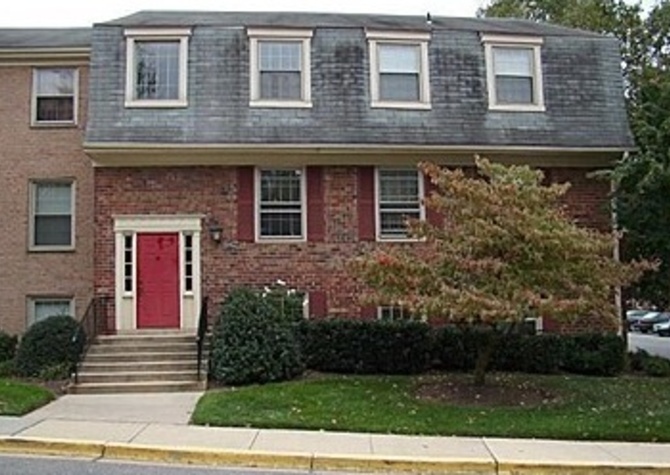 Houses Near 2BR 1BA Condo In College Park Utils Included