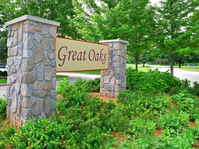 Great Oaks Apartments