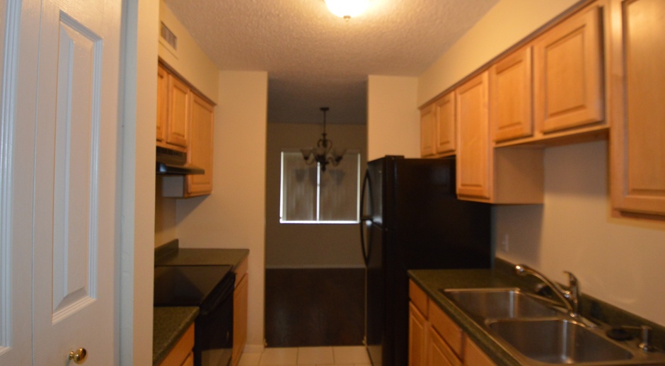 1 Bed/1 Bath, 2nd Floor Condo at Place One! Available MARCH 7th!