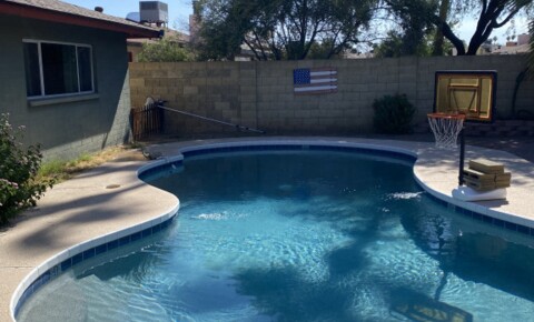 Sublets Near Ottawa University Room for rent in single family home with pool for Ottawa University Students in Phoenix, AZ