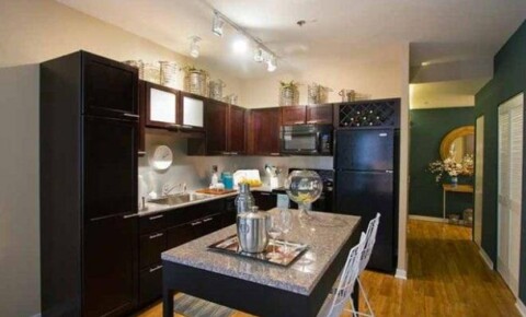 Apartments Near NLU 188 W Randolph St for National-Louis University Students in Chicago, IL