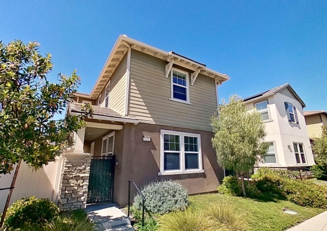Houses Near Los Carneros townhouse 3 Bed / 2.5 Bath – Central AC + attached garage!