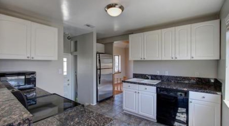 Beautiful 4 Bed 2 Bath Home For Rent in Denver!