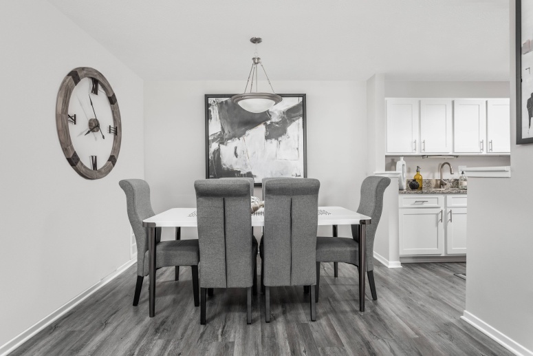 The Pointe at Canyon Ridge Apartment Homes