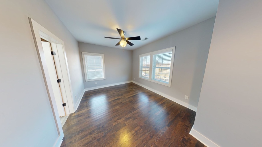 1 FREEE MONTH Newer East Nashville home MOVE IN READY!