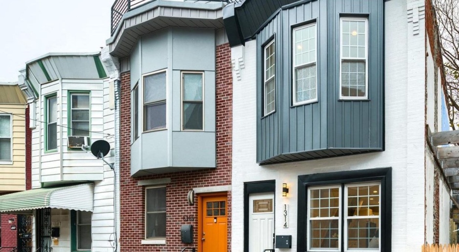 Stunning 3-Bedroom Townhouse with Finished Basement and Roof Deck! Available NOW!