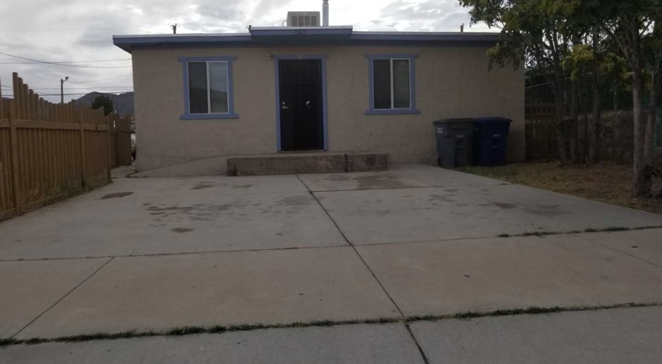 Nice and Cozy Duplex located in Northeast El Paso