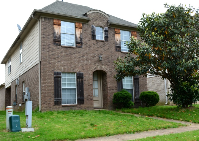 Houses Near Available now!! Awesome home near Shelby Farms for rent!