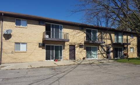 Apartments Near Indiana Spacious 1 Bed 1 Bath in Center of Speedway Shopping District! for Indiana Students in , IN