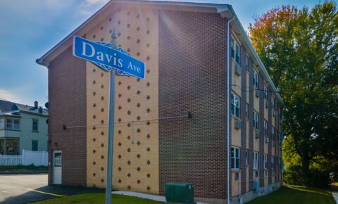 Apartments Near Bridgeport 21 Davis Avenue for Bridgeport Students in Bridgeport, CT