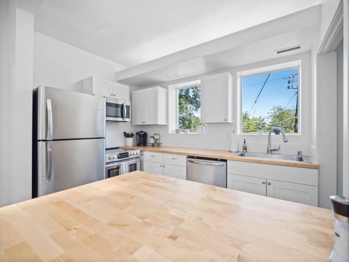 Beautiful Historic Building with beautiful remodeled units