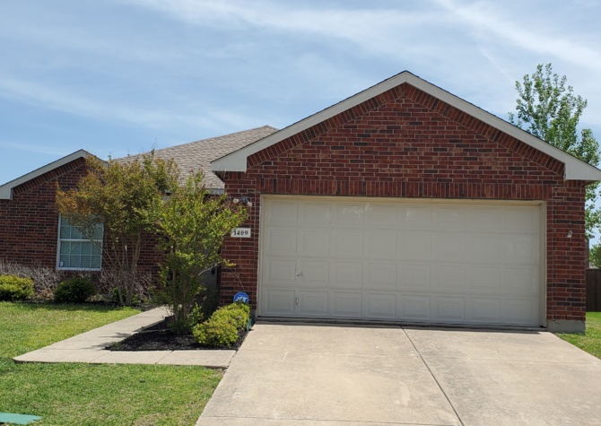 Houses Near Available Now - 1409 Bankston Dr