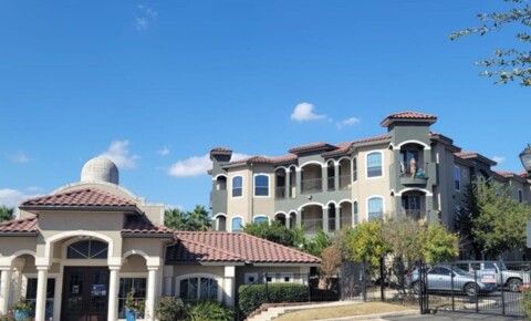 Apartments Near Alamo Community College District 2 Bedrooms, 2 Bath Condo with Beautiful views, Great convenient location to the medical center and UTSA in San Antonio for Alamo Community College District Students in San Antonio, TX