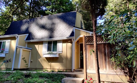 Houses Near UC Santa Cruz 30% off first mo rent + $500 Internet credit Serene + Bonus Loft for UC Santa Cruz Students in Santa Cruz, CA