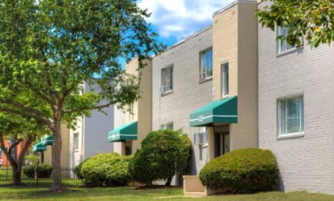 Apartments Near Columbia 1400 University Blvd East for Columbia Students in Columbia, MD