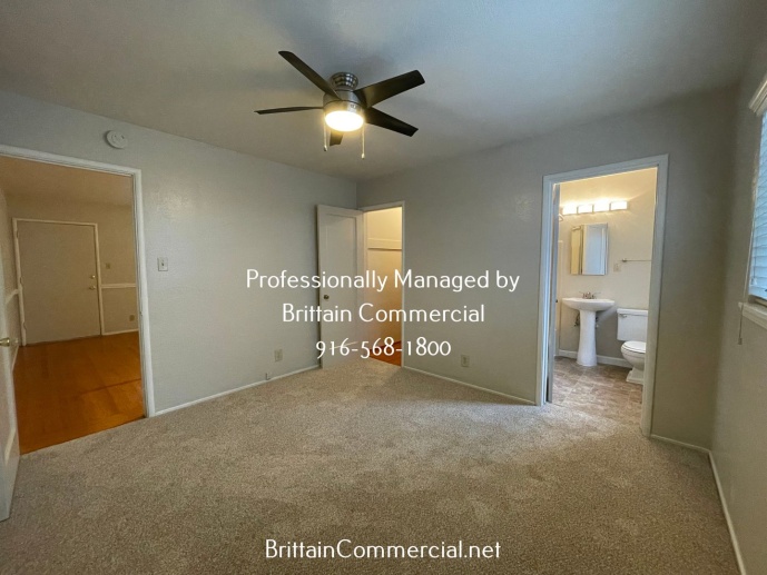 $1,000 Moves You In Today** Downstairs 1 Bedroom in Midtown! Available Now! 