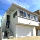 HERMOSA BEACH HOUSE, 3 blks from Beach, View, 2 car garage, huge deck. Pets OK