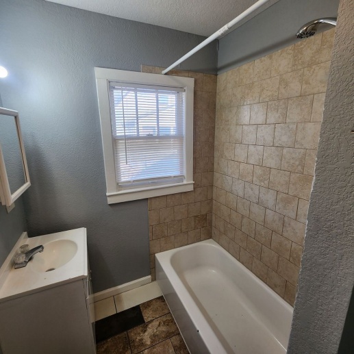 3-Bedroom, 1-Bathroom home in Kansas City at 7314 Highland Ave