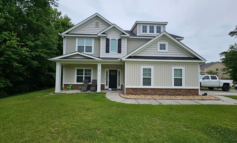 Houses Near North Carolina Gorgeous and Spacious 4 Bedroom Home! for North Carolina Students in , NC