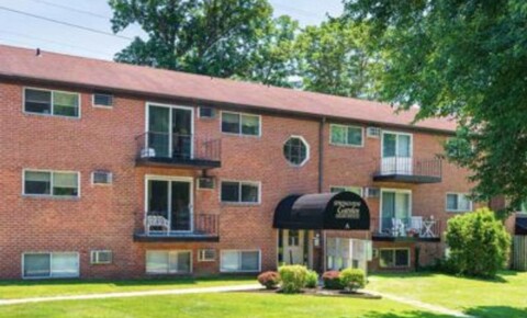 Apartments Near Delaware County Community College SPRINGVIEW GARDEN APARTMENTS for Delaware County Community College Students in Media, PA