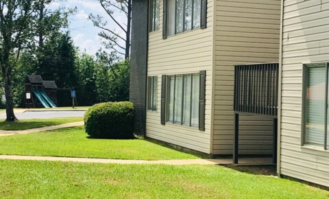 Apartments Near CACC Camellia Court Apartments for Central Alabama Community College Students in Alexander City, AL