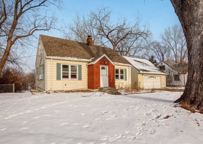 Houses Near Lovely 4BR Home on a Quiet, Tree-Lined Street