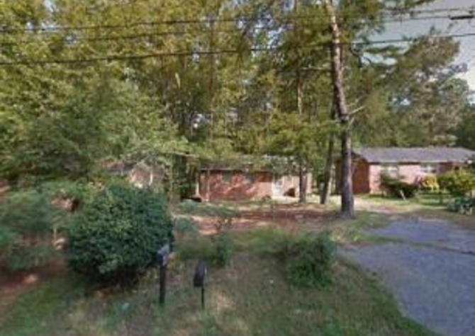 Houses Near Lovely 3bd 1ba Brick Home $675 in Spartanburg