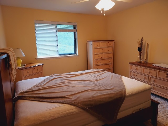 Furnished Bedroom Rental in Central Ardmore Townhome 