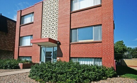 Apartments Near JIU 2321s for Jones International University Students in Centennial, CO