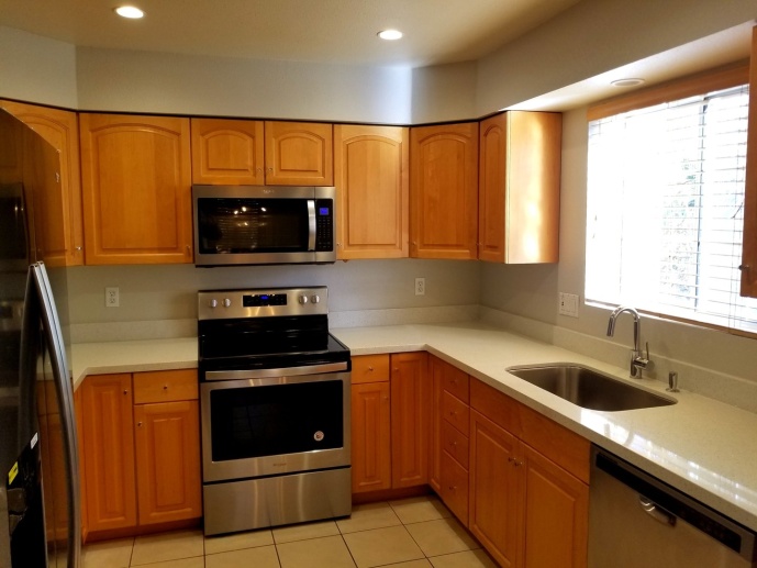 Wonderful 2 bed 2 bath Condo in Old Town Scottsdale - Move in Special - 2 WEEKS FREE!!!