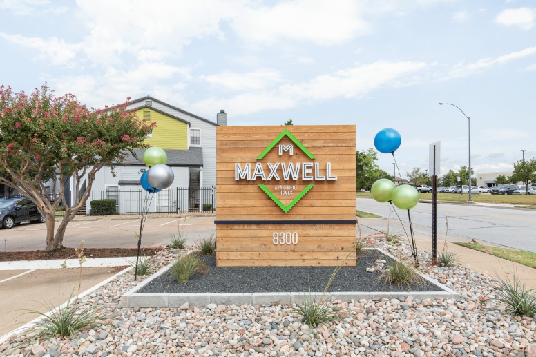 Maxwell Apartments