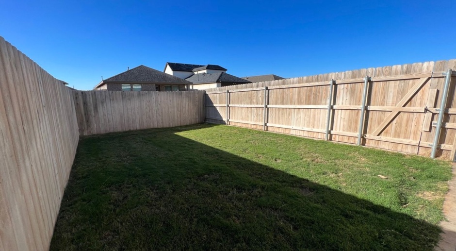 Beautiful 4-Bedroom Home Near HEB (Available 4/15/24)
