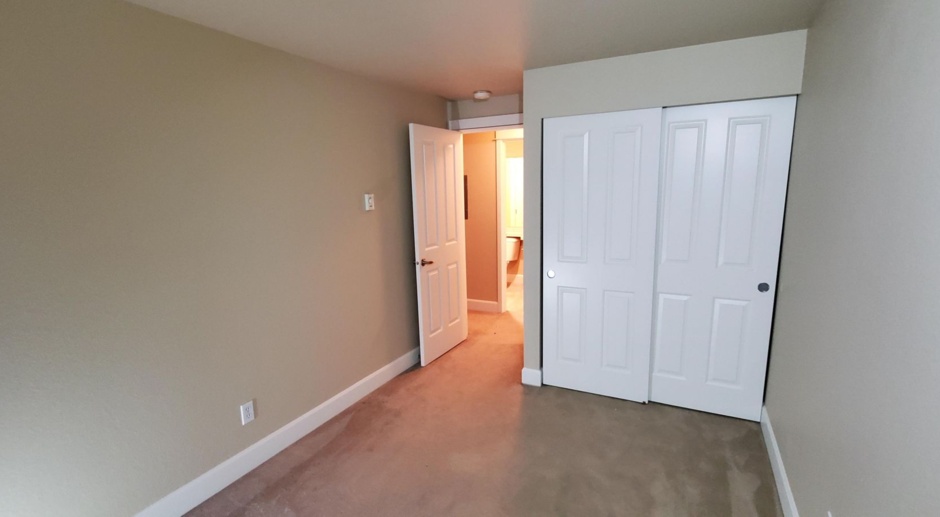 Spacious 2 Bed 1.5 Bath In Old Town Issaquah!