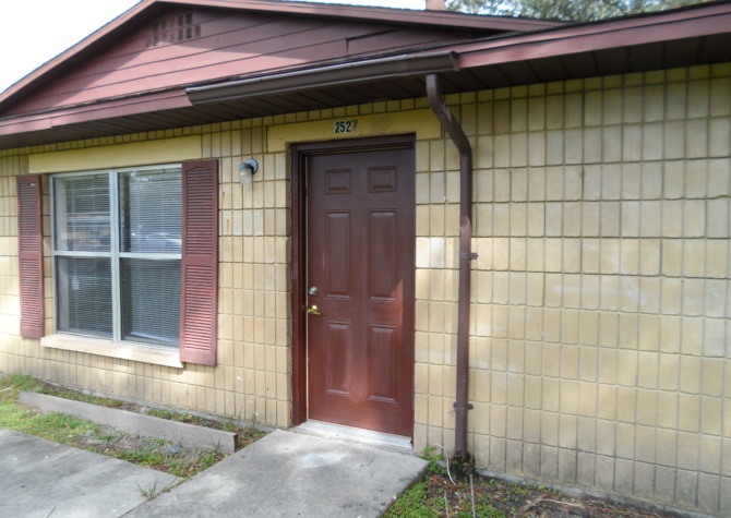 Houses Near 2BR/1BA WD Connections