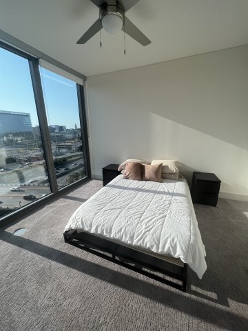 $2,500 / 1br - FURNISHED Sublet - Central East Austin 1-Bedroom - Luxury Building Sub (Downtown / Central East Austin)