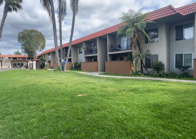 Houses Near 2 Bedroom Condo in El Cajon with AC! **Brand New Laminated Vinyl Plank! ** **MOVE IN SPECIAL - $1,000.00 OFF FIRST MONTHS RENT!**